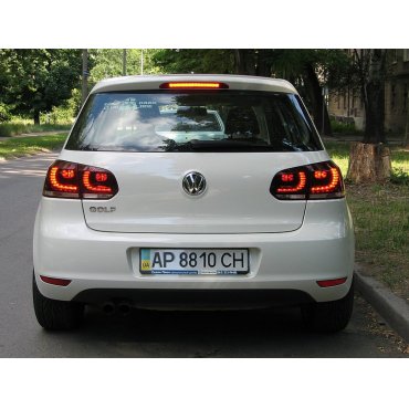 Volkswagen Golf 6 оптика задняя LED  R20 красная