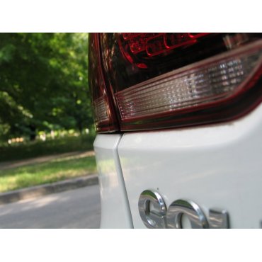 Volkswagen Golf 6 оптика задняя LED  R20 красная