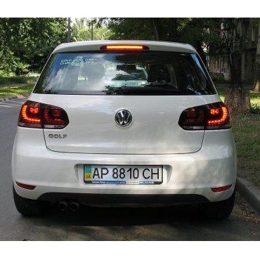 Volkswagen Golf 6 оптика задняя LED  R20 красная