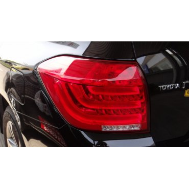 Toyota Highlander 2012 оптика задняя LED красная