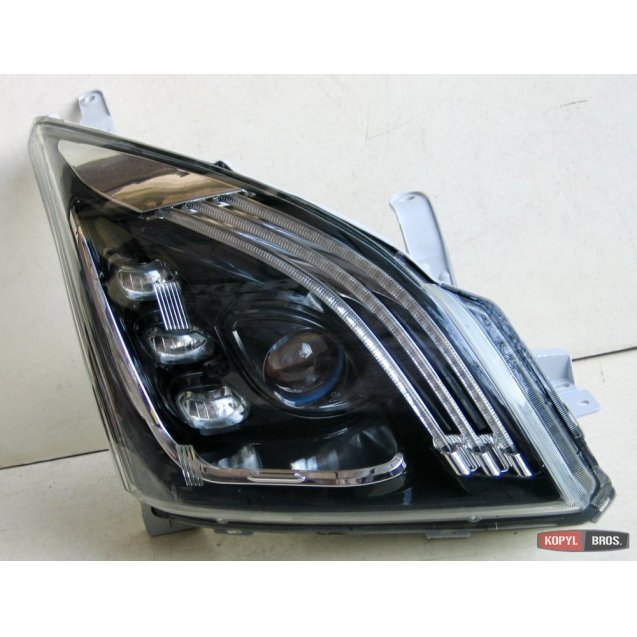 Toyota Land Сruiser 120 Prado оптика передняя LED стиль Benz W222