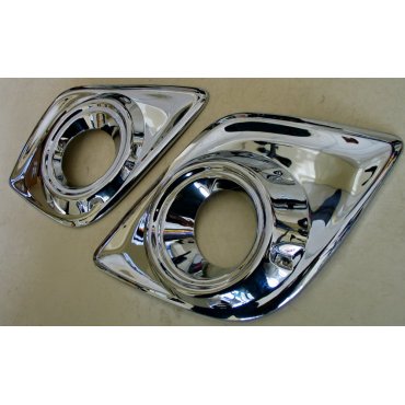 Toyota Hilux Revo 2014 накладки хром на диффузоры противотуманных фар