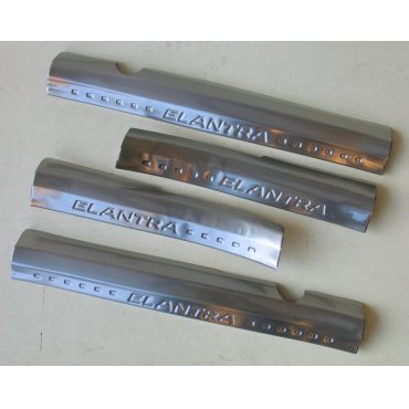 Hyundai Elantra AD 2016+ накладки защитная на пороги дверных проемов верхние