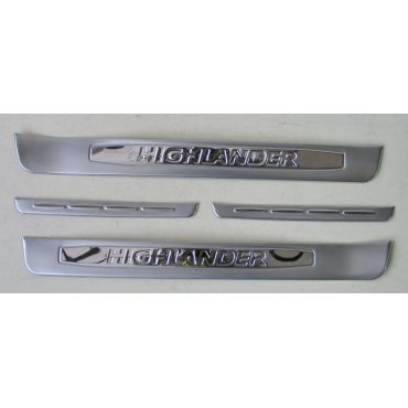 Toyota Highlander XU50 2014 накладки  на пороги дверных проемов 