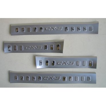 Mazda CX-5 накладки защитные на пороги дверных проемов верхние