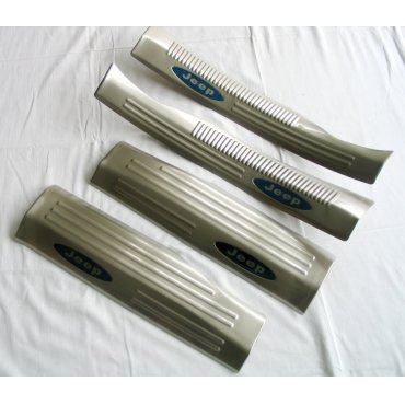 Jeep Renegade накладки защитные на пороги дверных проемов верхние