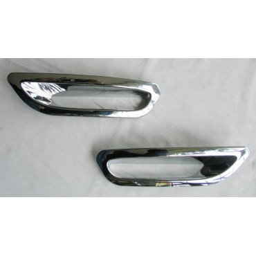 Nissan X-Trail T32 накладки хром на задние противотуманные фонари V1