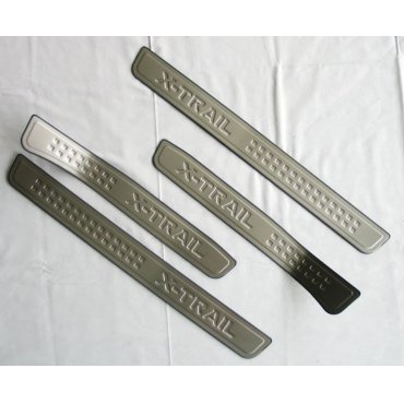 Nissan X-Trail T32 накладки защитные на пороги дверных проемов тип A