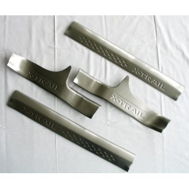 Nissan X-Trail T32 накладки защитные на пороги дверных проемов верхние тип С