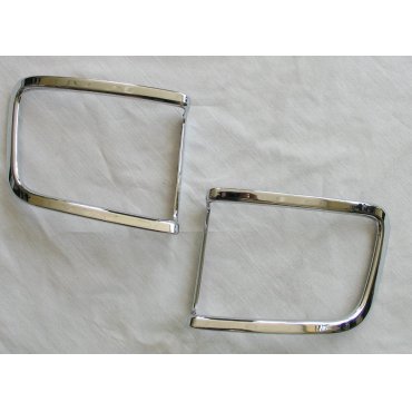 Toyota Land Cruiser 200 2016+ хром накладки на фонари задние противотуманные V2